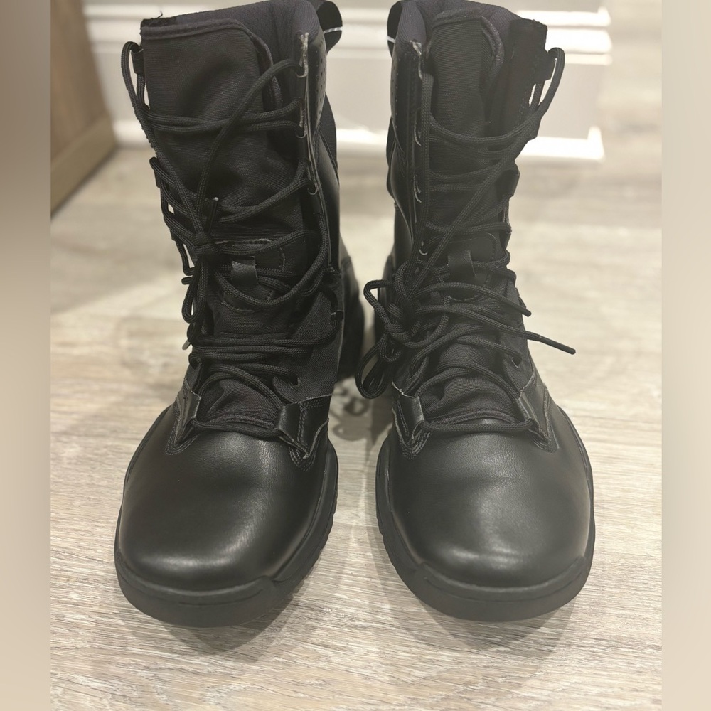 9 MEN Nike SFB Field 2 8" Leather COMBAT TACTICAL Special BOOTS